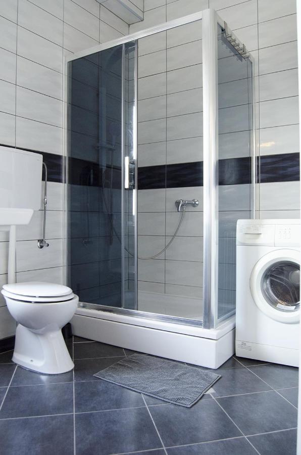 Studio Apartment With A View Of Ban Jelacic Square Zagreb Eksteriør bilde